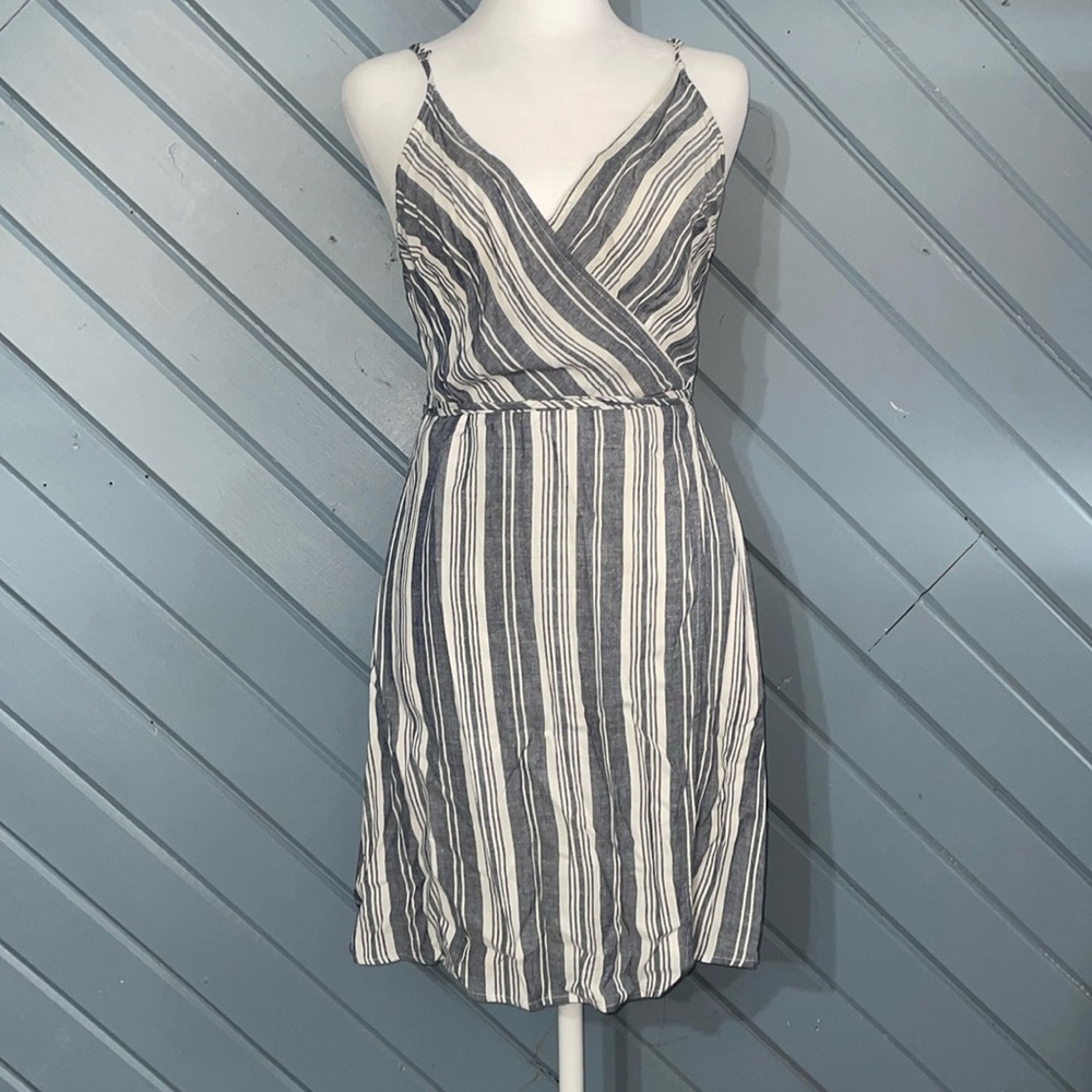 Lulus Pont Marie Blue White Striped Wrap Sleeveless Dress